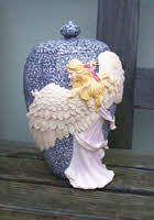 Urn Angel's Embrace full colour 45460